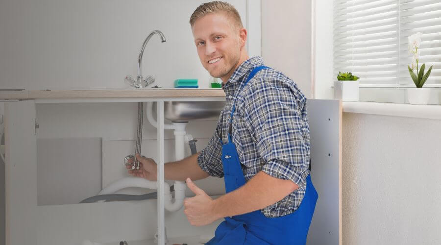 Professional same day plumber in Windsor Heights, IA